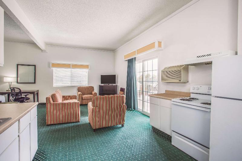 Suite Deluxe, La Quinta Inn By Wyndham Berkeley