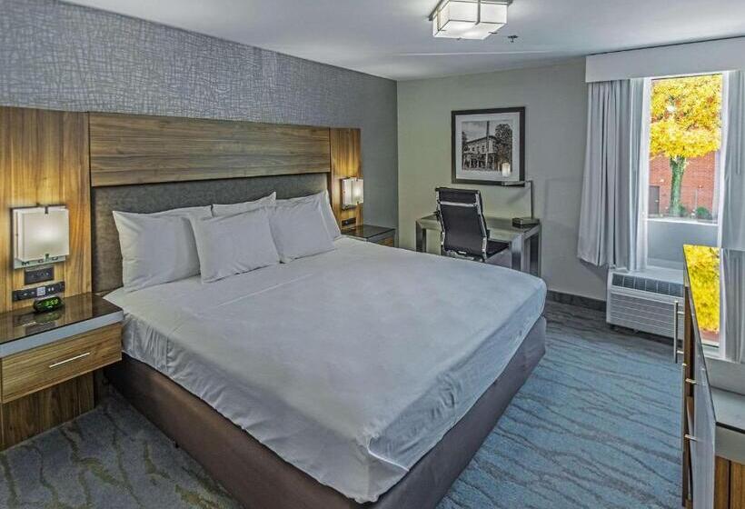 Номер Стандарт Кровать Кинг Адаптированный для Инвалидов, The Penn Stroud, Stroudsburg   Poconos, Ascend Hotel Collection