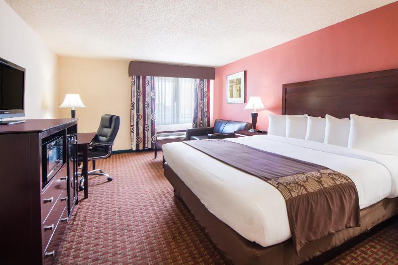 اتاق استاندارد با تخت بزرگ برای معلولان, Travelodge By Wyndham Enid