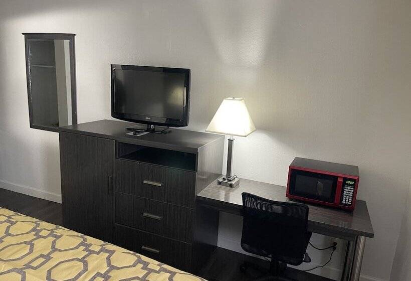 اتاق استاندارد با تخت بزرگ, Baymont By Wyndham Branford/new Haven