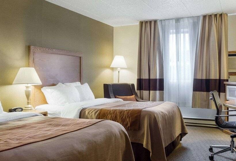 Люкс, Quality Inn Bismarck I 94