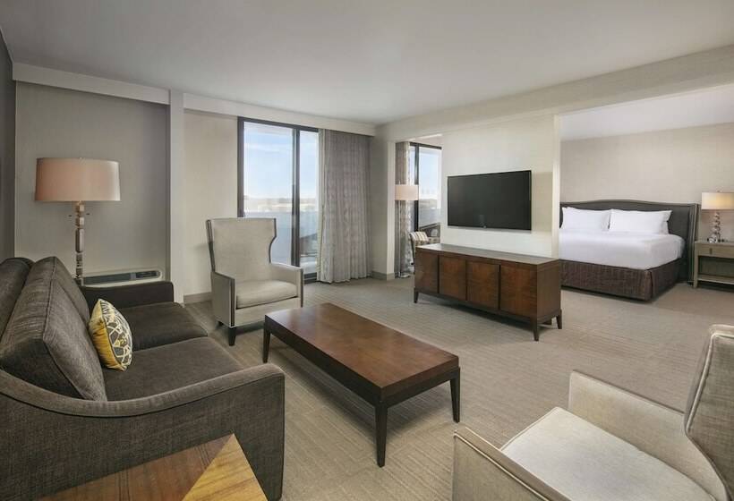 سوییت, Sonesta Charlotte Lower South End
