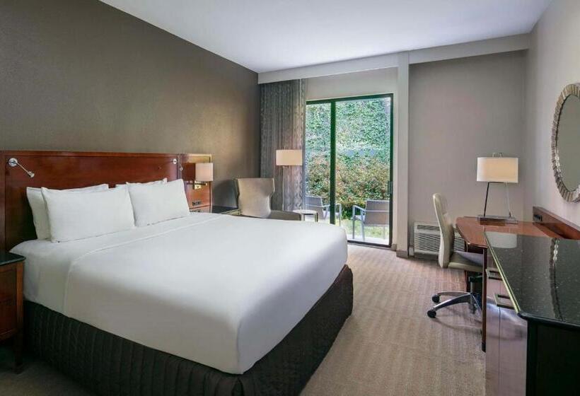 اتاق اجرایی با تخت بزرگ, Sonesta Charlotte Lower South End