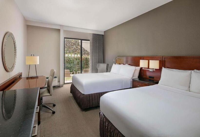 اتاق اجرایی, Sonesta Charlotte Lower South End