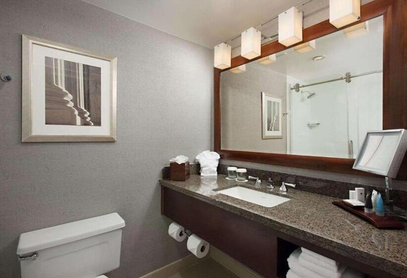 سوییت, Sonesta Charlotte Lower South End