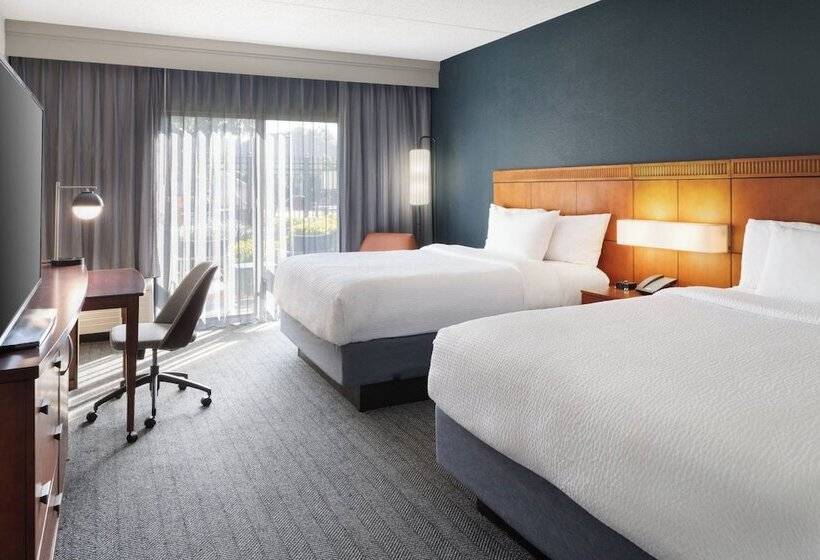 ２ダブルベッドのスタンダードルーム, Courtyard Tampa Westshore/airport