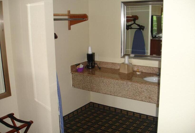 Camera Standard 2 Letti Matrimoniali, Days Inn By Wyndham Chattanooga Lookout Mountain West