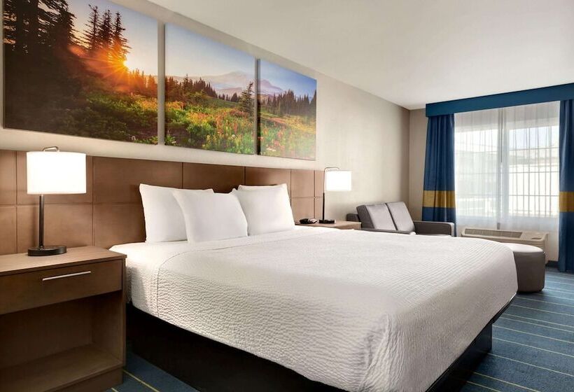 اتاق لوکس, Days Inn & Suites By Wyndham Anaheim At Disneyland Park