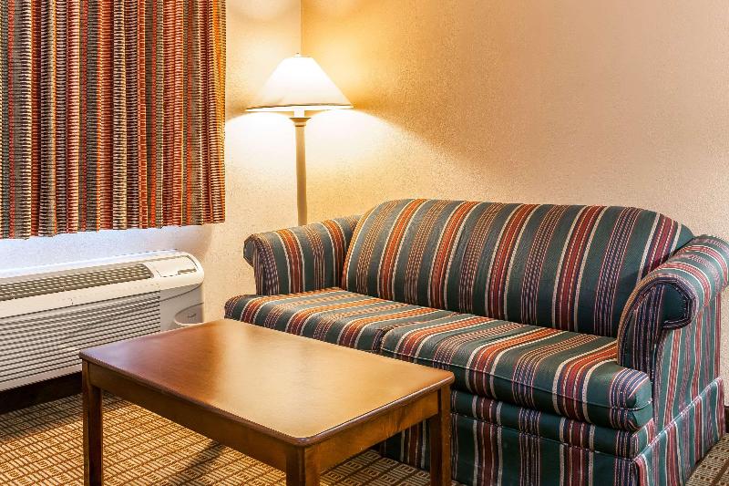 이그제큐티브 스위트, Holiday Inn Express & Suites College Park   University Area, An Ihg