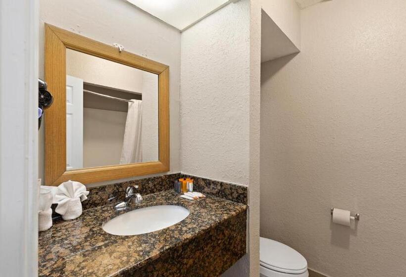 2침실 펜트하우스 아파트, Ocean Crest Inn And Suites