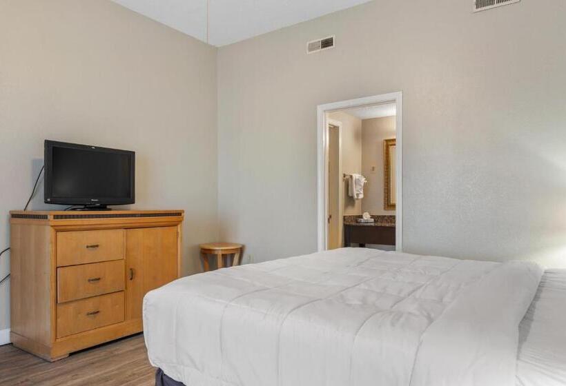 2 Bedrooms Suite Sea View, Ocean Crest Inn And Suites
