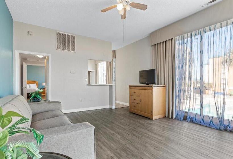 2 Bedrooms Suite Sea View, Ocean Crest Inn And Suites