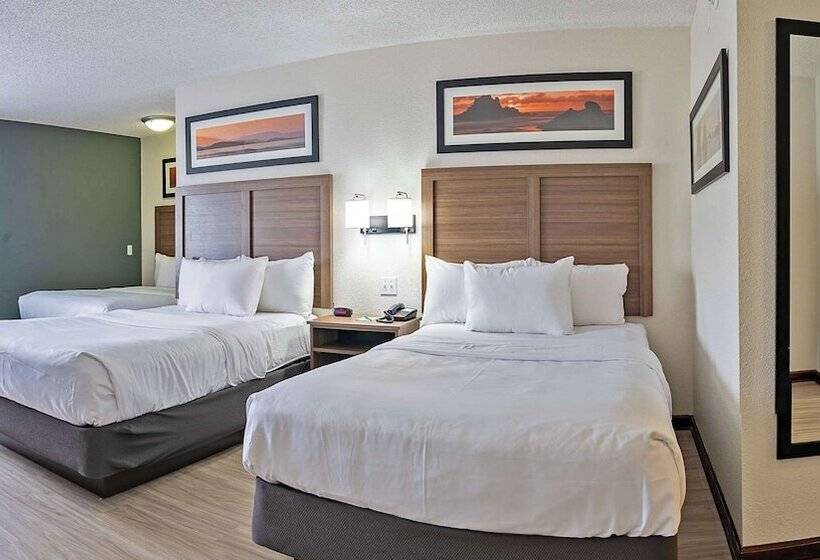 스탠다드 룸 더블 침대 2개, Quality Inn Milansandusky