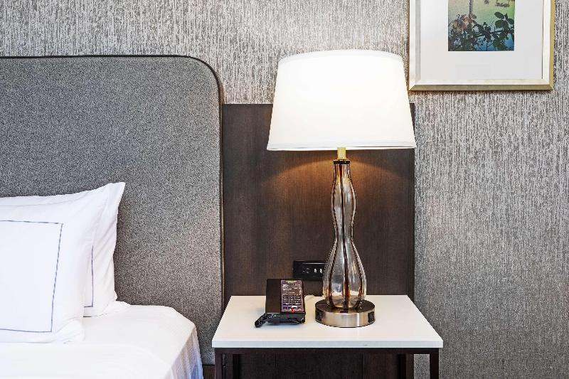 اتاق استاندارد با تخت بزرگ, Doubletree By Hilton Tulsa Downtown