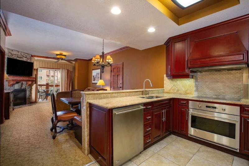 اتاق استاندارد با تخت بزرگ, Doubletree By Hilton Tulsa Downtown