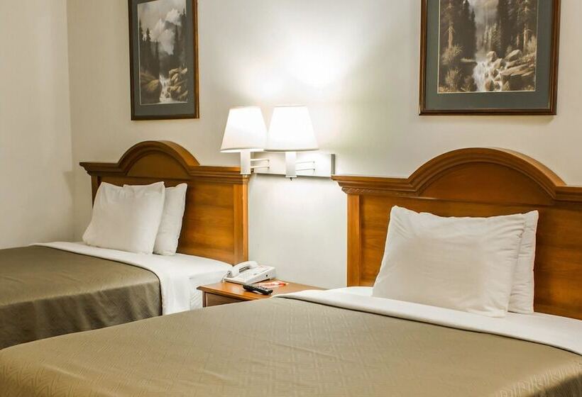 Номер Стандарт 2 Двуспальные Кровати, Econo Lodge Goldsboro Hwy 70