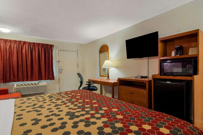 Стандартный Номер Кровать Кинг, Econo Lodge Goldsboro Hwy 70