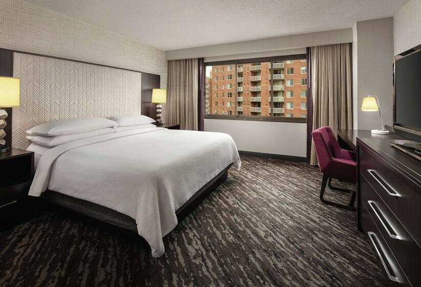 스위트, Embassy Suites By Hilton Crystal City National Airport