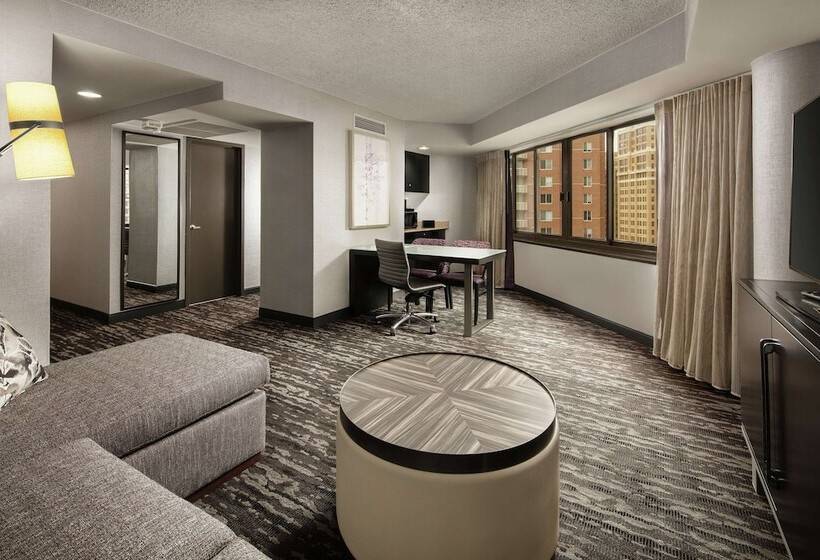 장애인을 위한 스위트, Embassy Suites By Hilton Crystal City National Airport