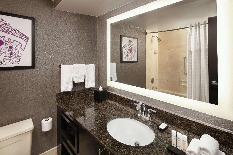침실 2개 스위트, Embassy Suites By Hilton Crystal City National Airport