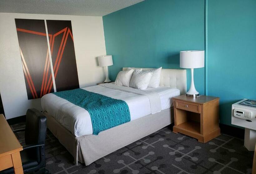Стандартный Номер Кровать Кинг, Howard Johnson By Wyndham Virginia Beach
