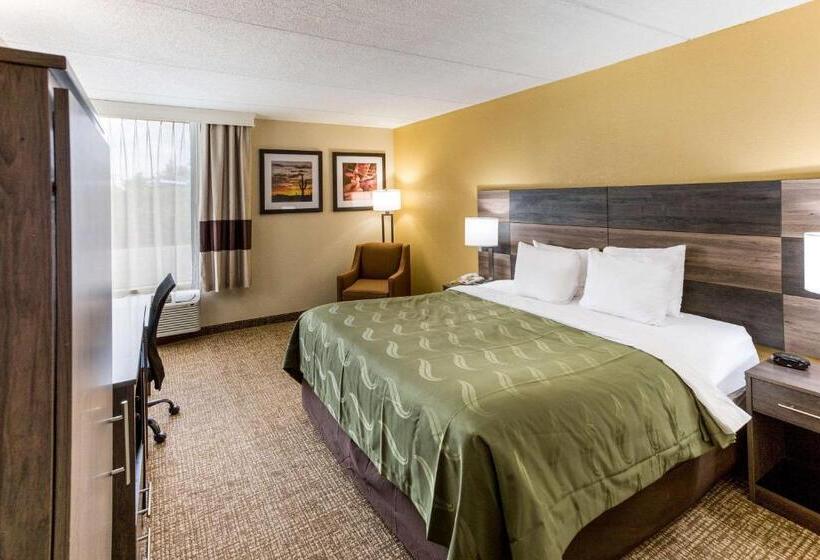 스위트, Quality Inn & Suites