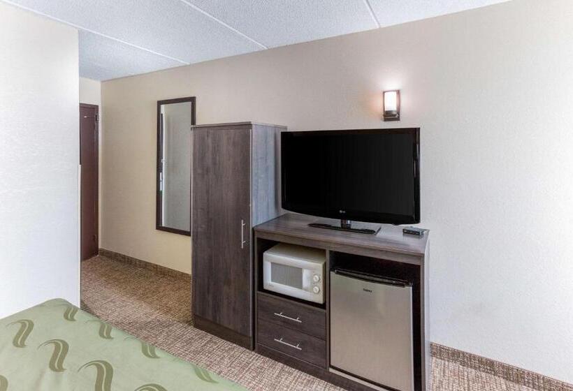 스위트, Quality Inn & Suites