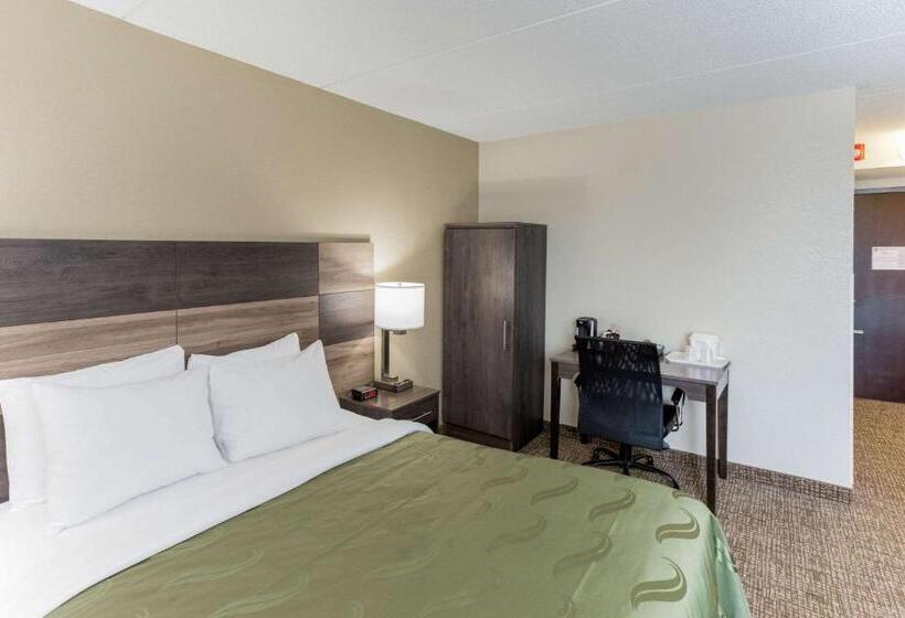 适合残疾人使用的标准间, Quality Inn & Suites