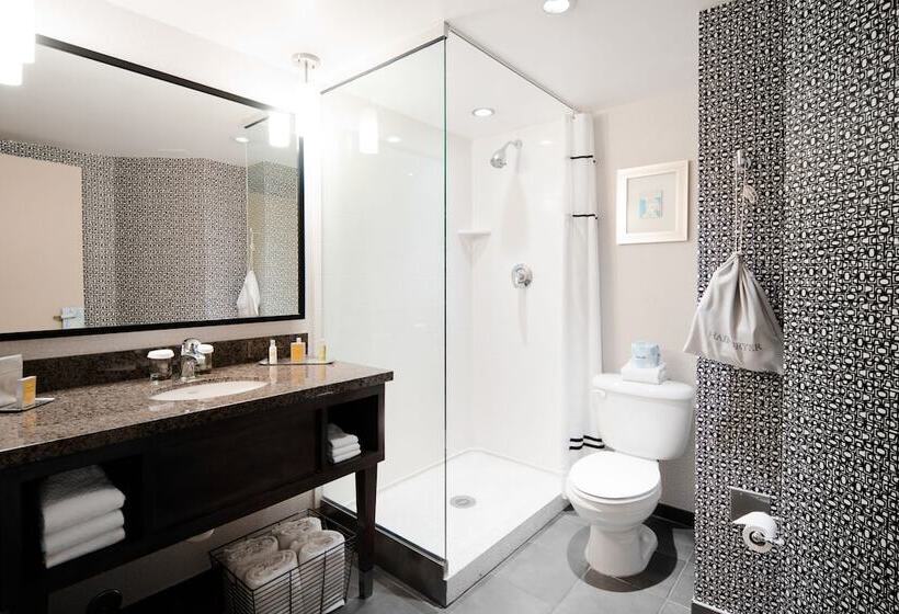 Полулюкс, The Curtis Denver  A Doubletree By Hilton