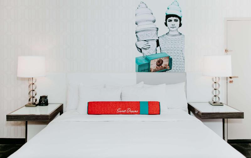 Стандартный Номер Кровать Кинг, The Curtis Denver  A Doubletree By Hilton