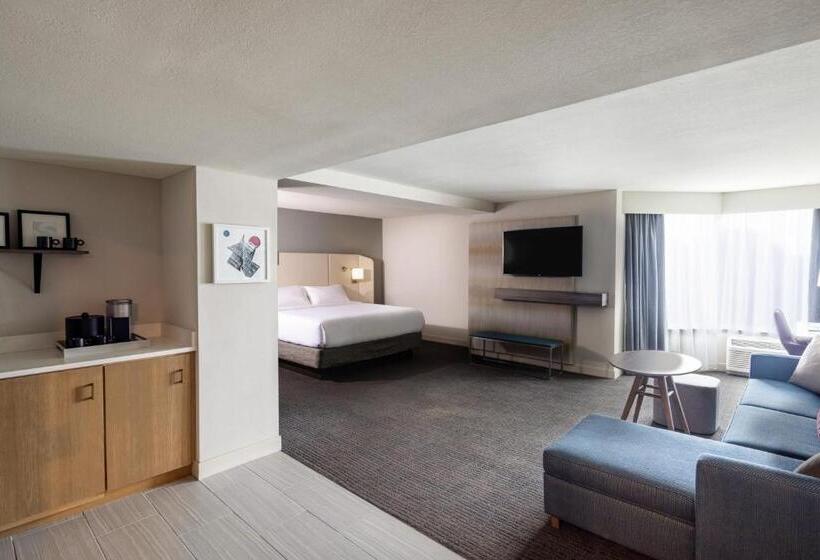 Júnior Suíte Cama King, Crowne Plaza Atlanta Ne   Norcross