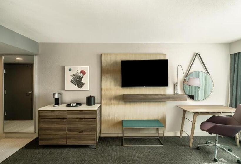 장애인을 위한 스탠다드 룸, Crowne Plaza Atlanta Ne   Norcross