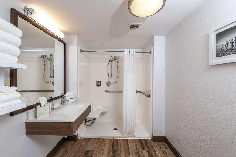 Номер Стандарт, Hampton Inn Fall River/westport