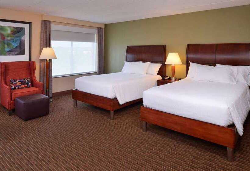 اتاق پرمیوم, Hilton Charlotte University Place