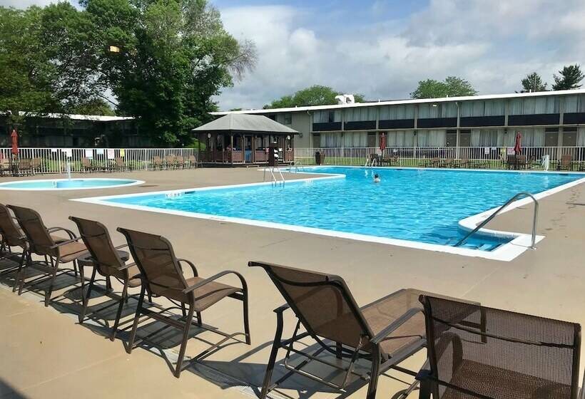 اتاق استاندارد با 2 تخت دوبل, Surestay Plus Hotel By Best Western Lehigh Valley