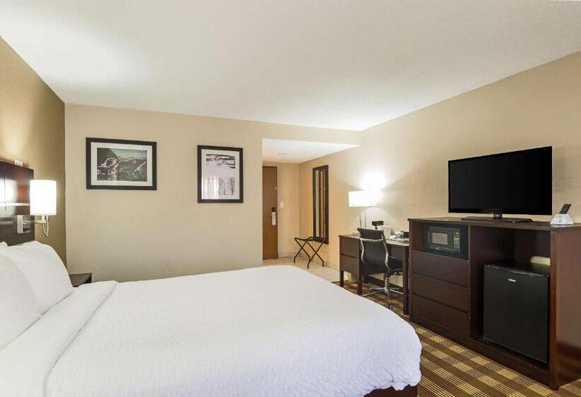 Номер Стандарт, Pocono Inn & Banquet   Stroudsburg