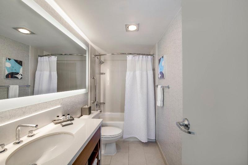 סוויטת אקזקיוטיב, עם מיטת קינג, Crowne Plaza Seattle, An Ihg Hotel With No Resort Fee