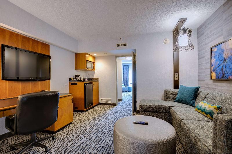 اتاق استاندارد, Days Inn & Suites By Wyndham Lexington