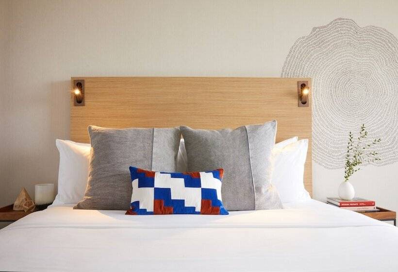Mozgáskorlátozott Standard Franciaágyas Szoba, Bei San Francisco, Trademark Collection By Wyndham