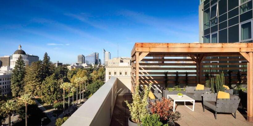 Номер Клуб Кровать Кинг, Hyatt Regency Sacramento