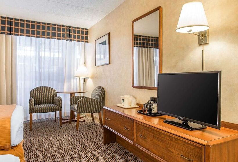 스탠다드 룸 더블 침대 2개, Quality Inn And Conference Center
