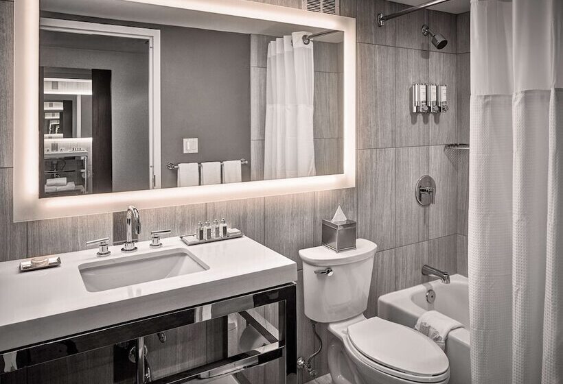 اتاق لوکس, Sonesta Philadelphia Rittenhouse Square