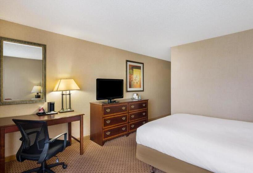 Номер Стандарт, Red Lion Hotel Cheyenne