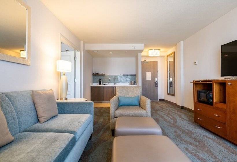 장애인을 위한 스위트, Crowne Plaza Ventura Beach, An Ihg