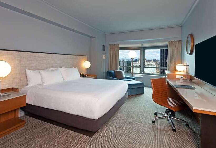 Quarto Estandar Cama King, Hilton Anatole