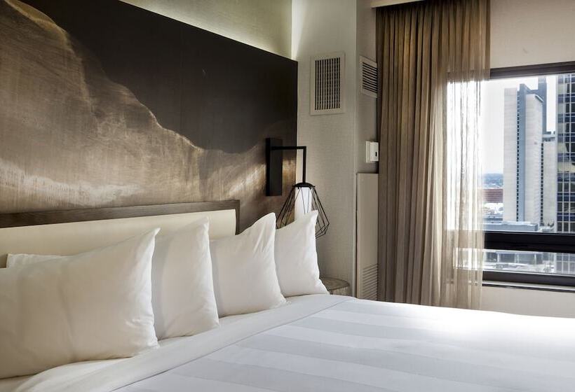 חדר סטנדרט שתי מיטות זוגיות, Hilton Denver City Center