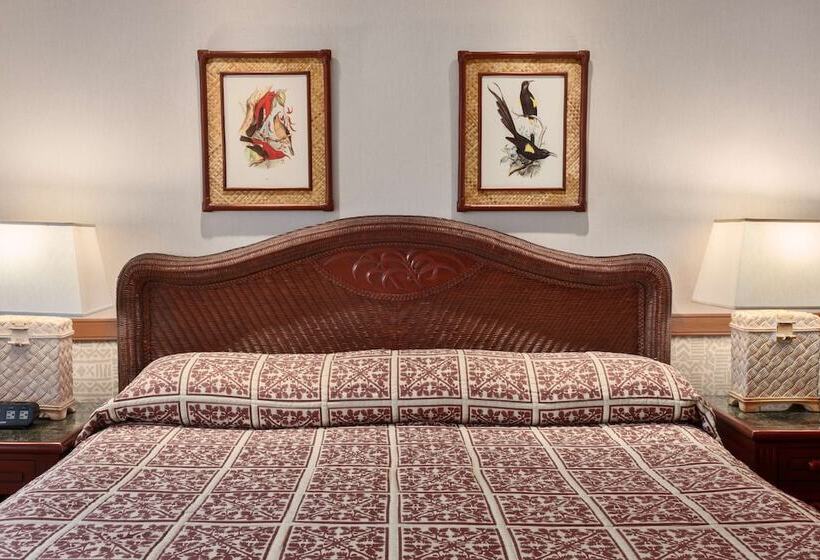 Стандартный Номер Нижний Этаж, Outrigger Kāʻanapali Beach Resort