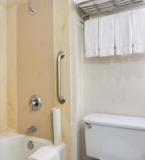Стандартный Номер Кровать Кинг, Outrigger Kāʻanapali Beach Resort