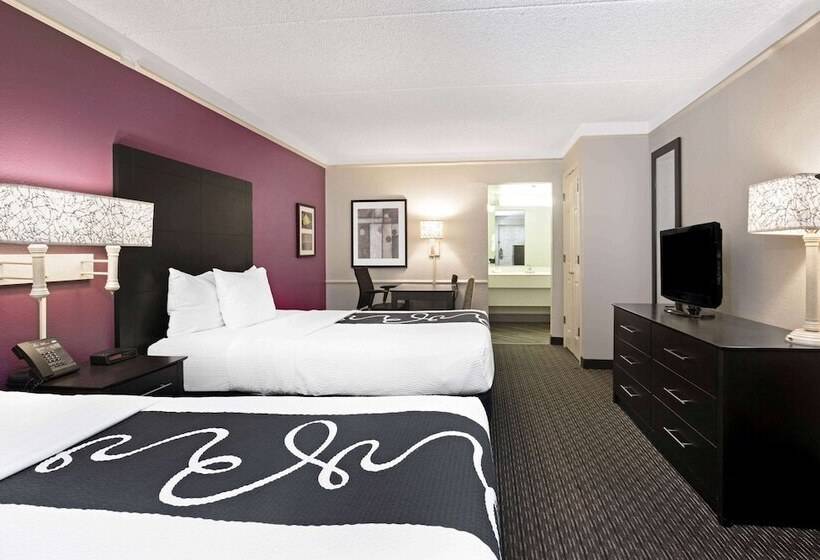 Номер Стандарт 2 Двуспальные Кровати, La Quinta Inn By Wyndham Fresno Yosemite