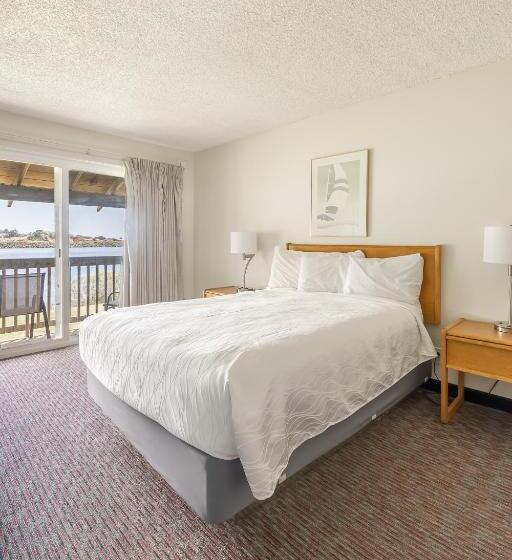 Номер Стандарт, Jot's Resort